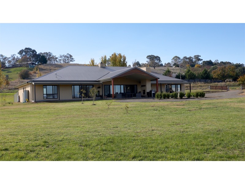 98 Mt Battery Road, Mansfield VIC 3722