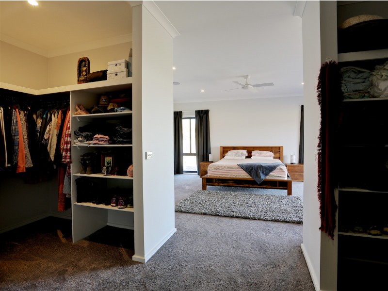 98 Mt Battery Road, Mansfield VIC 3722