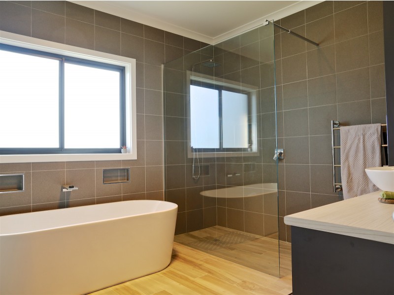 98 Mt Battery Road, Mansfield VIC 3722