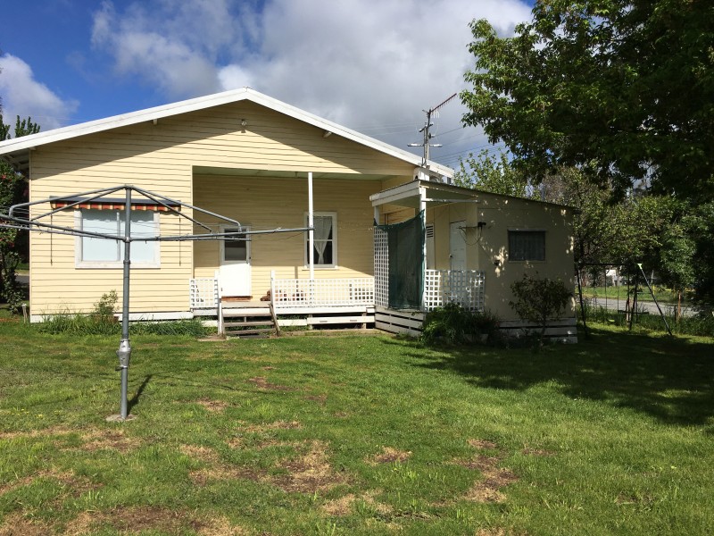 12 Philip Street (Bonnie Doon), Mansfield VIC 3722