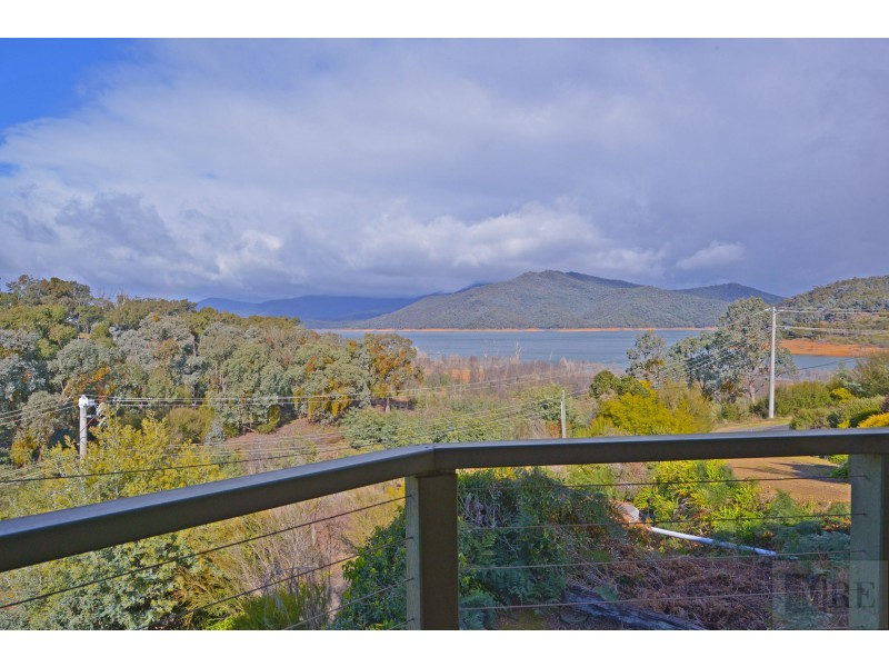 1 Murmuring Way, Goughs Bay VIC 3723