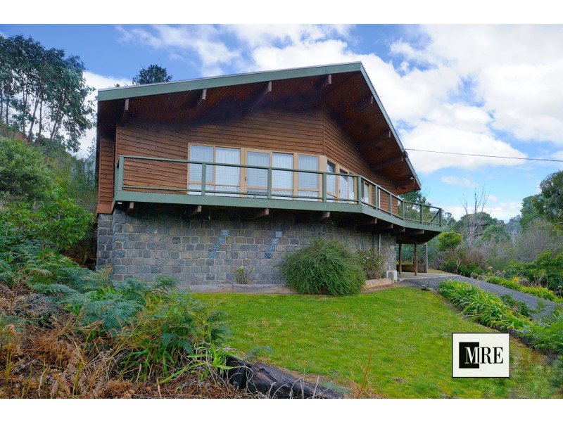 1 Murmuring Way, Goughs Bay VIC 3723