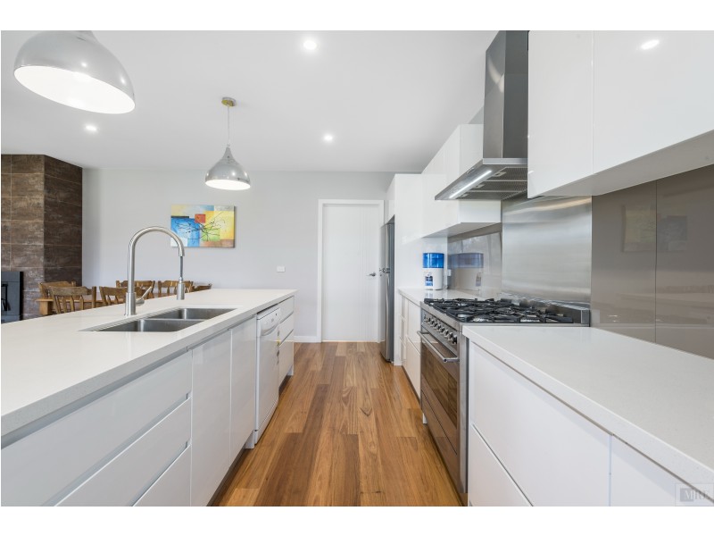 19 Doon Court, Bonnie Doon VIC 3720