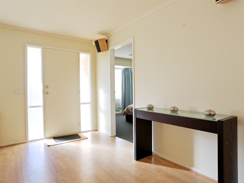 4 Chanro Court., Bonnie Doon VIC 3720