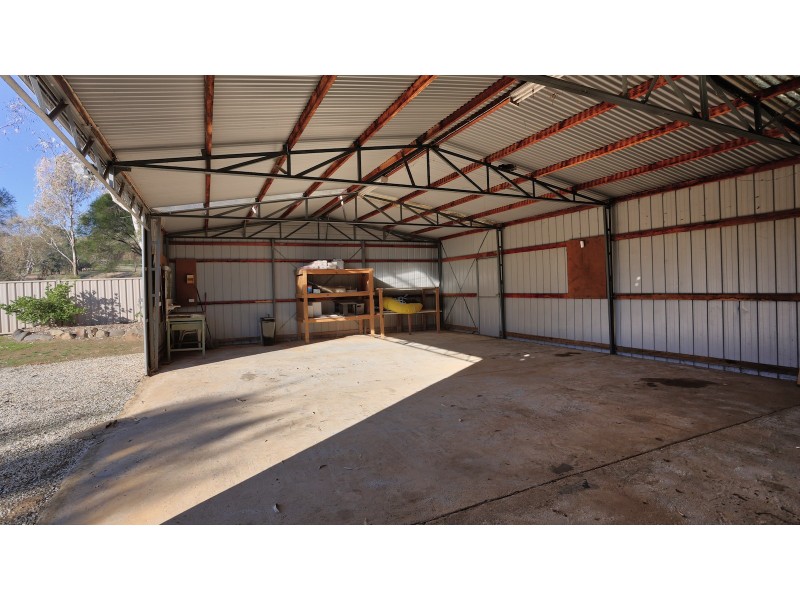 4 Chanro Court., Bonnie Doon VIC 3720