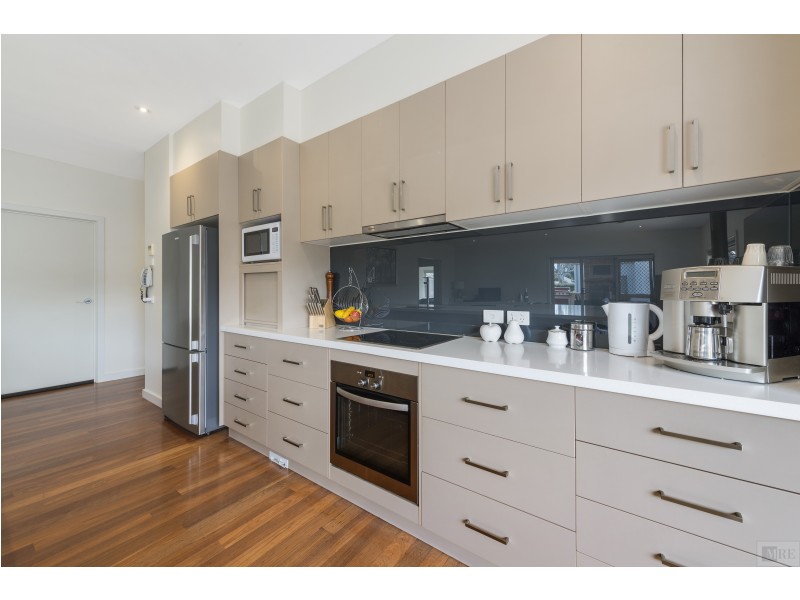 67 Cambridge Drive, Mansfield VIC 3722