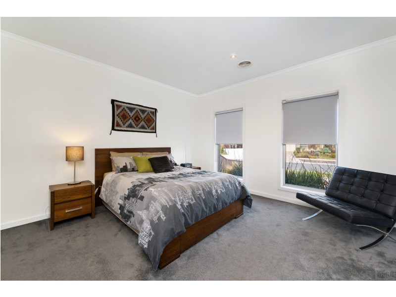 67 Cambridge Drive, Mansfield VIC 3722