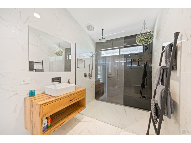 120 Red Box Lane, Bonnie Doon VIC 3720