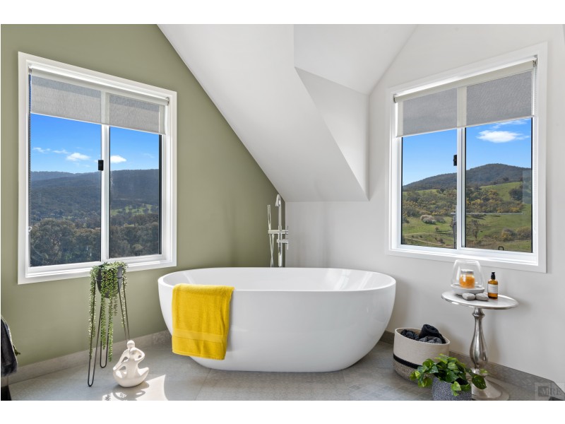 120 Red Box Lane, Bonnie Doon VIC 3720