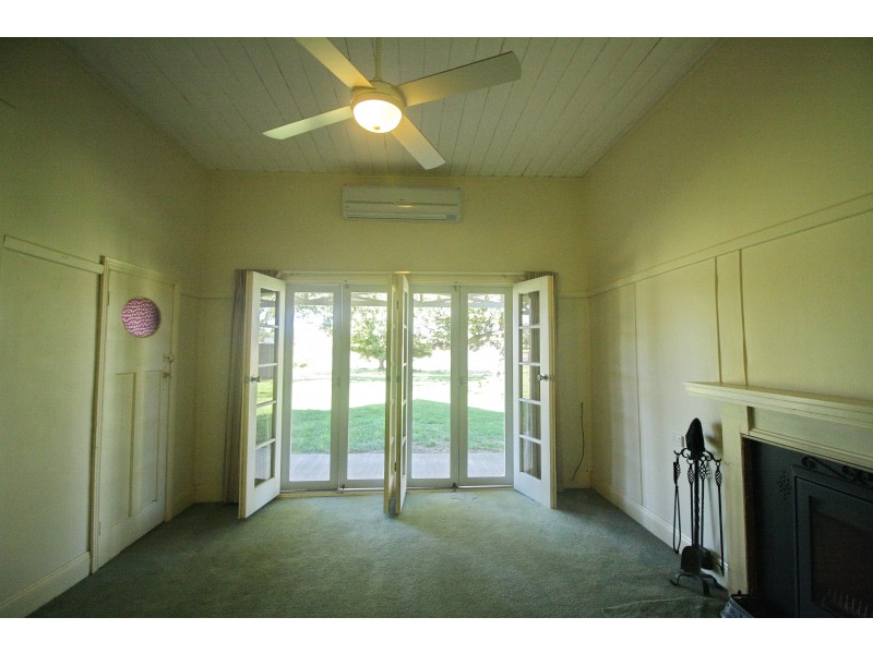 210 Malcolm Street, Mansfield VIC 3722