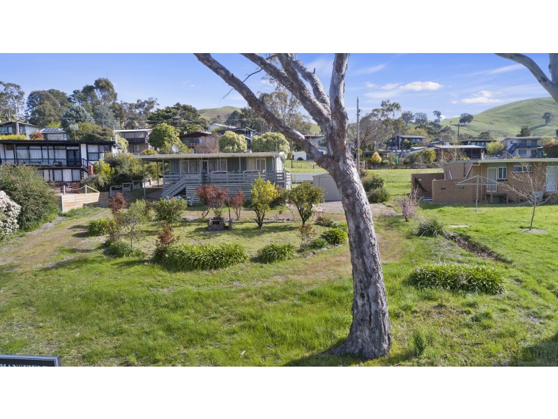 3482 Maintongoon Rd, Bonnie Doon VIC 3720