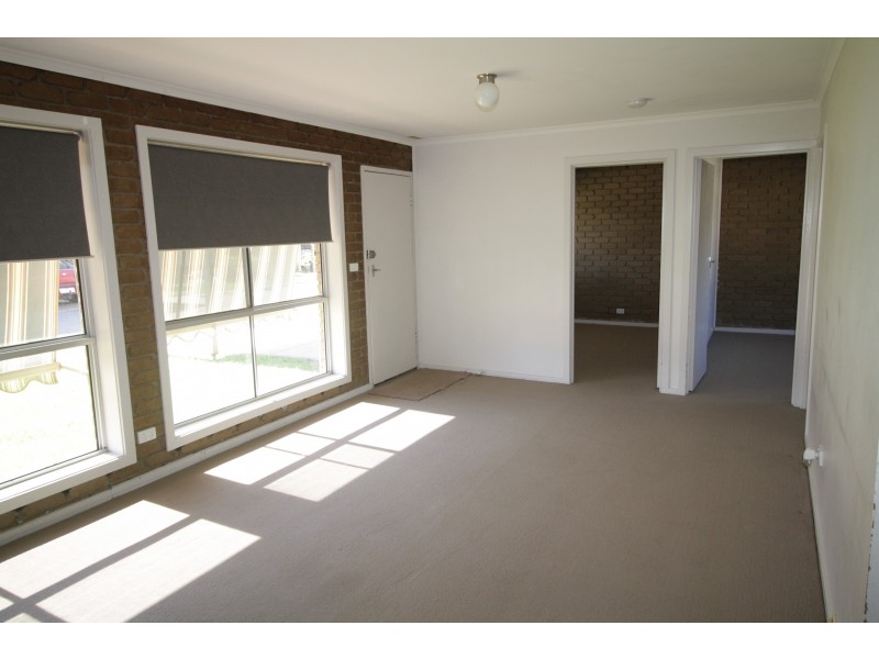 2/11 Early Street, Mansfield VIC 3722