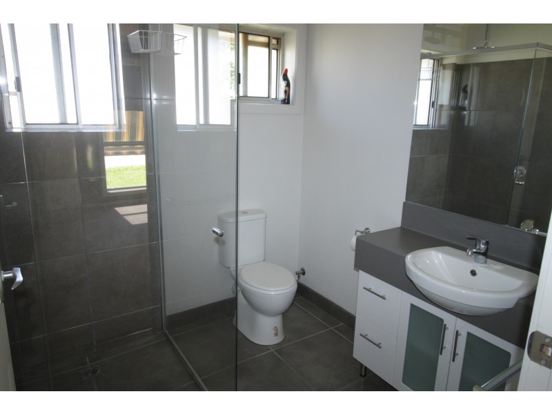 2/11 Early Street, Mansfield VIC 3722