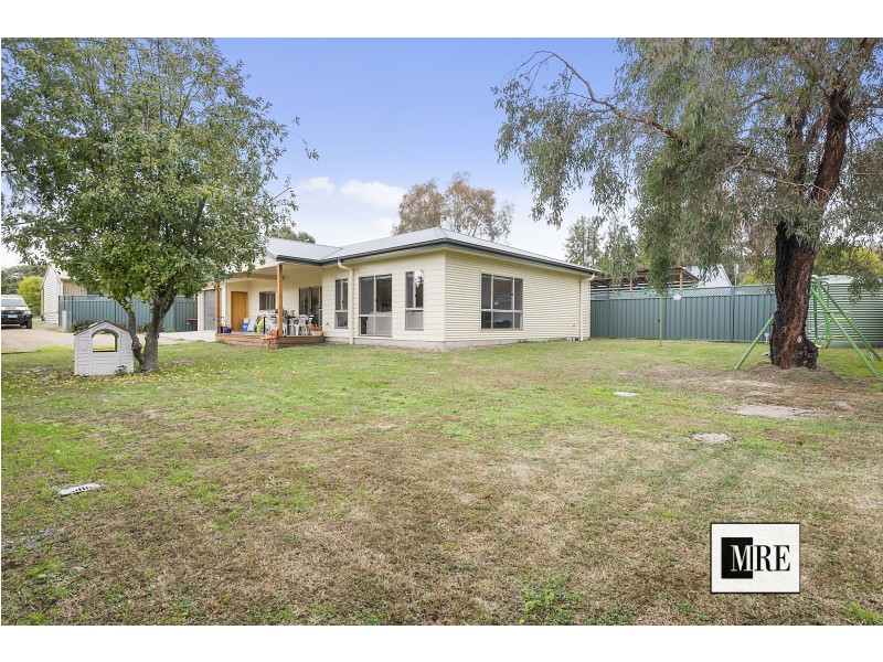 131B Highton Lane, Mansfield VIC 3722