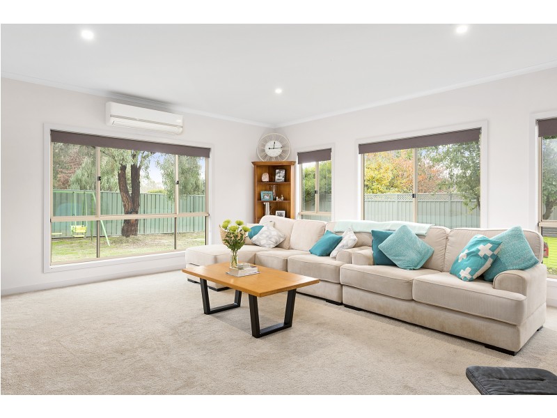131B Highton Lane, Mansfield VIC 3722