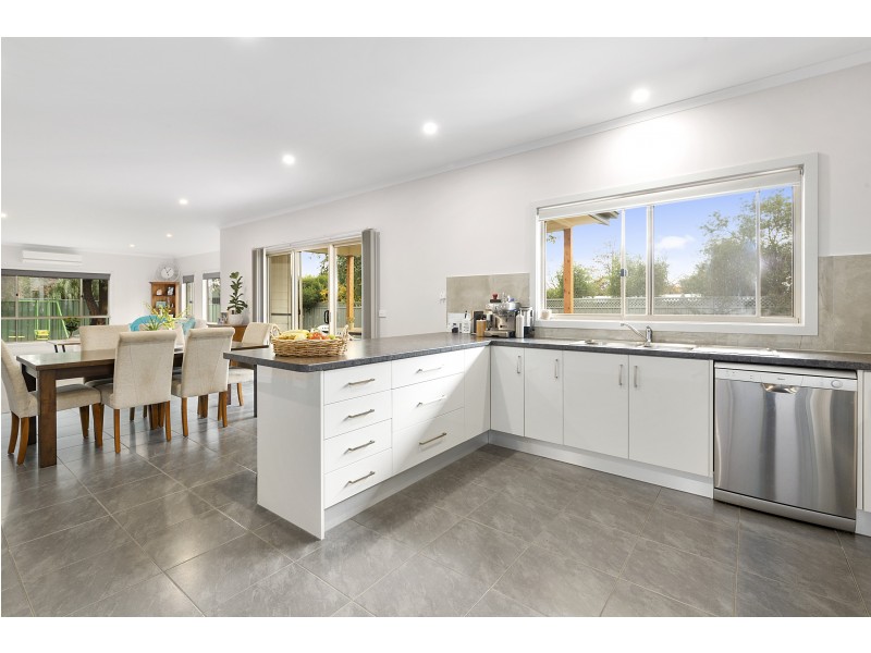 131B Highton Lane, Mansfield VIC 3722