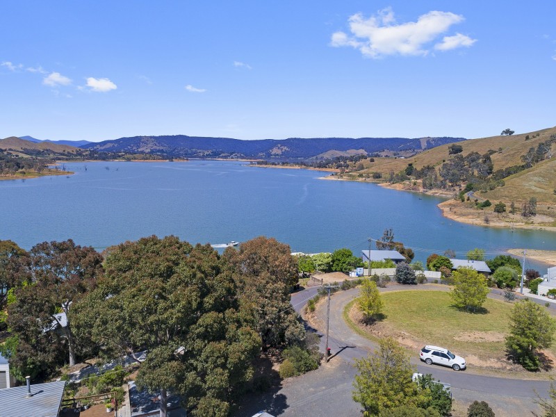 23 Dawn Crescent, Bonnie Doon VIC 3720