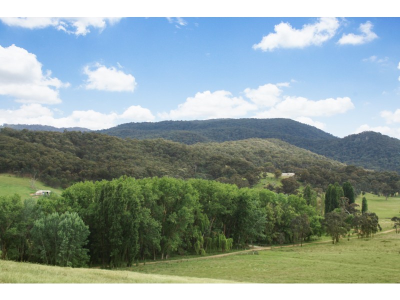 1 Red Box Lane, Bonnie Doon VIC 3720