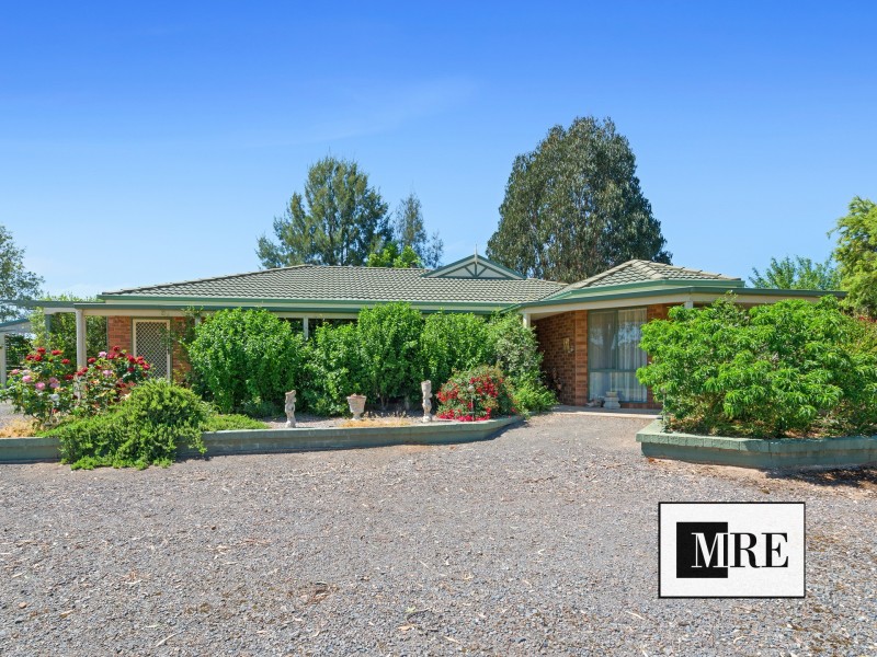 821 Howes Creek Road, Mansfield VIC 3722