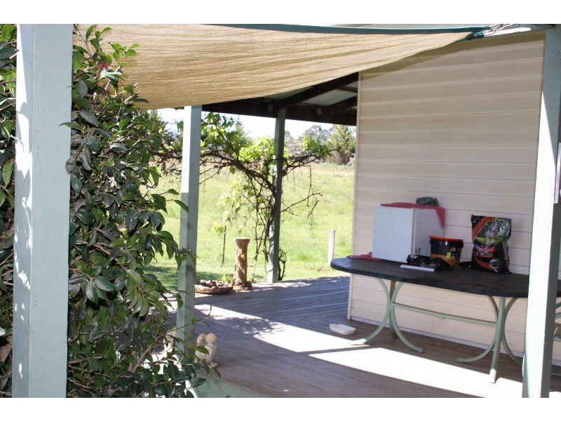 329 Buttercup Road, Merrijig VIC 3723