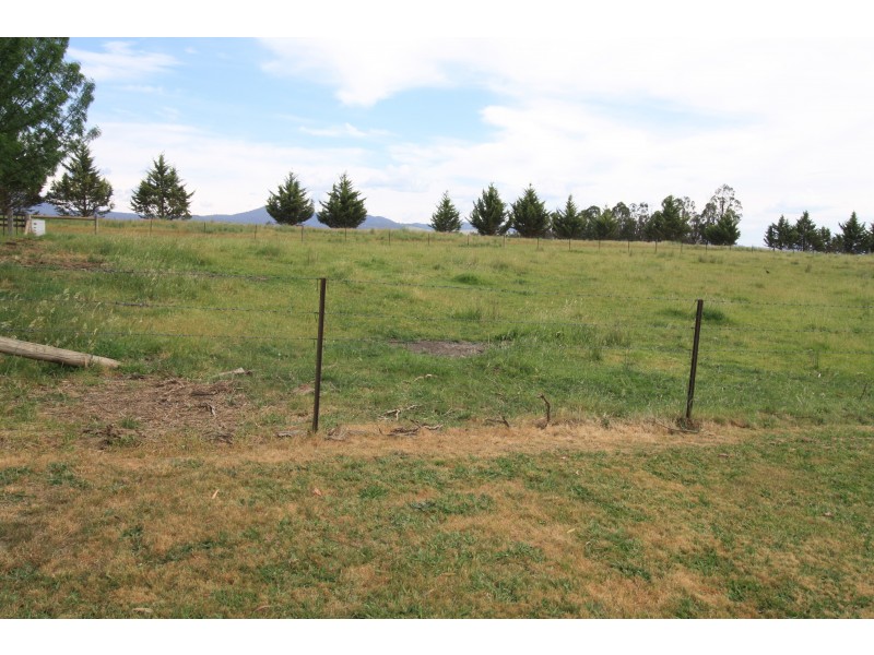 329 Buttercup Road, Merrijig VIC 3723