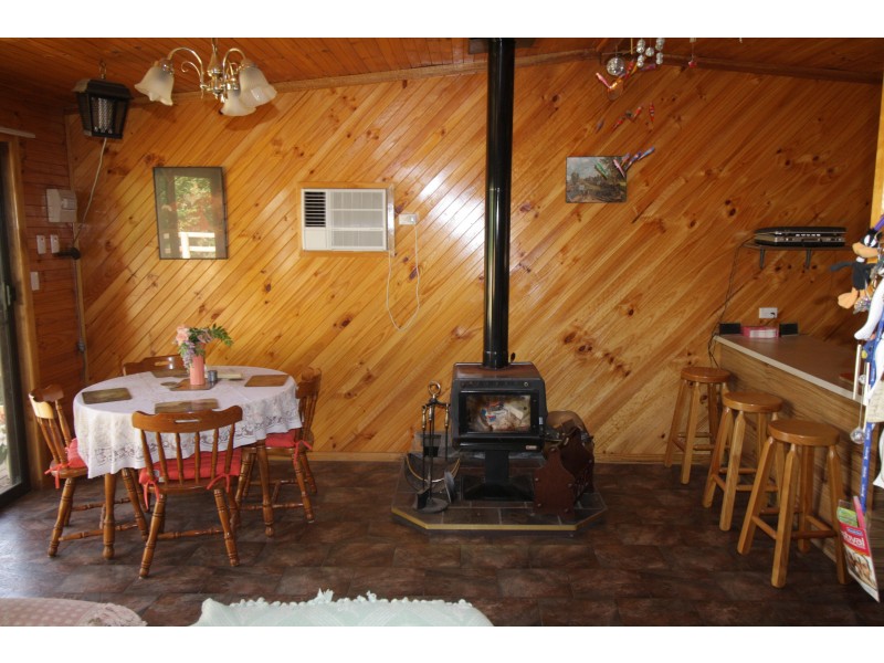 18 Valley Fair Rise, Macs Cove VIC 3723