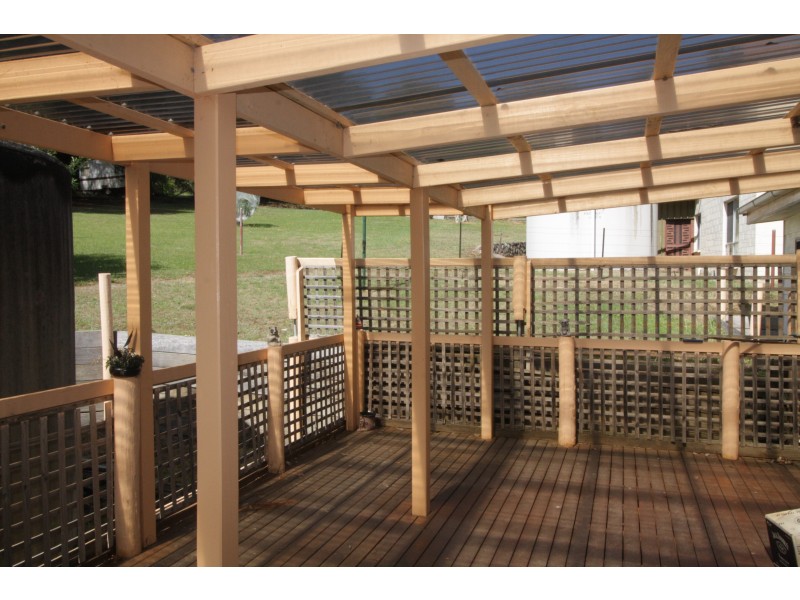 18 Valley Fair Rise, Macs Cove VIC 3723