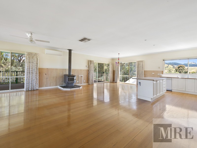 69 Willowlake Drive, Macs Cove VIC 3723