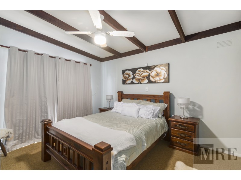 77 James Street, Bonnie Doon VIC 3720
