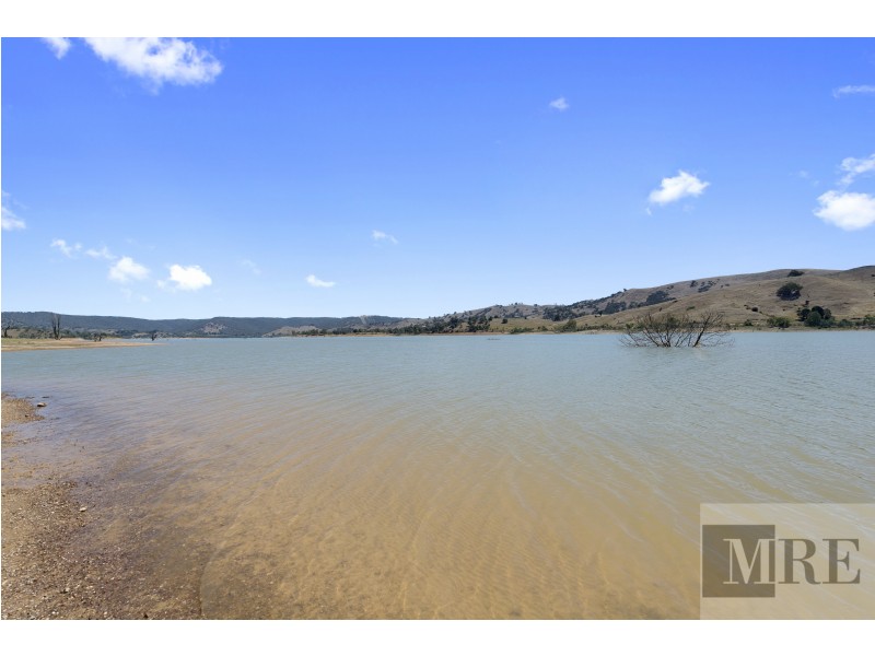 77 James Street, Bonnie Doon VIC 3720