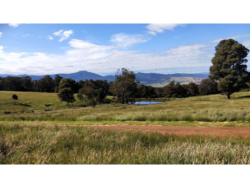 680 Glenroy Road, Merrijig VIC 3723