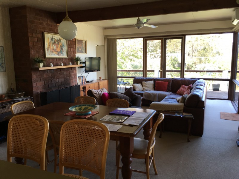 3 Goughs Crescent, Goughs Bay VIC 3723