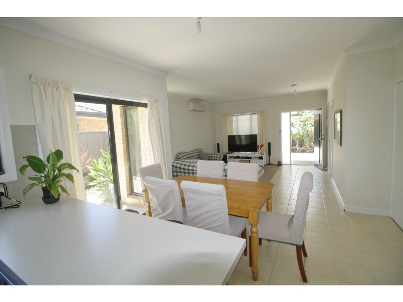 2/22 Malcolm Street, Mansfield VIC 3722