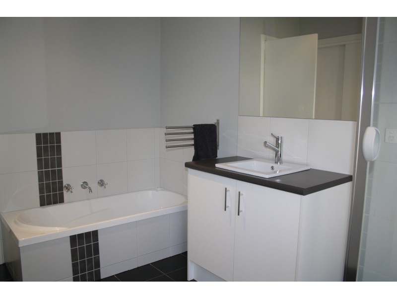 6 Chanro Court, Bonnie Doon VIC 3720