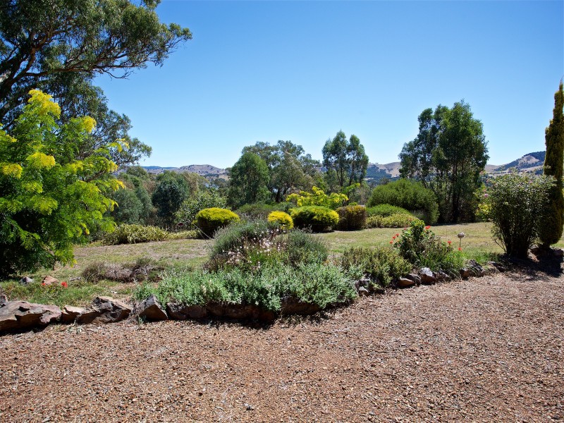 5 Hollams Road, Mansfield VIC 3722