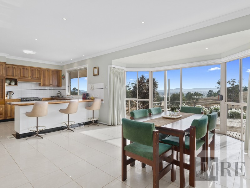 32 Box Court, Mansfield VIC 3722