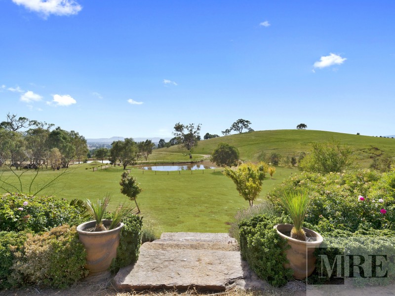 32 Box Court, Mansfield VIC 3722