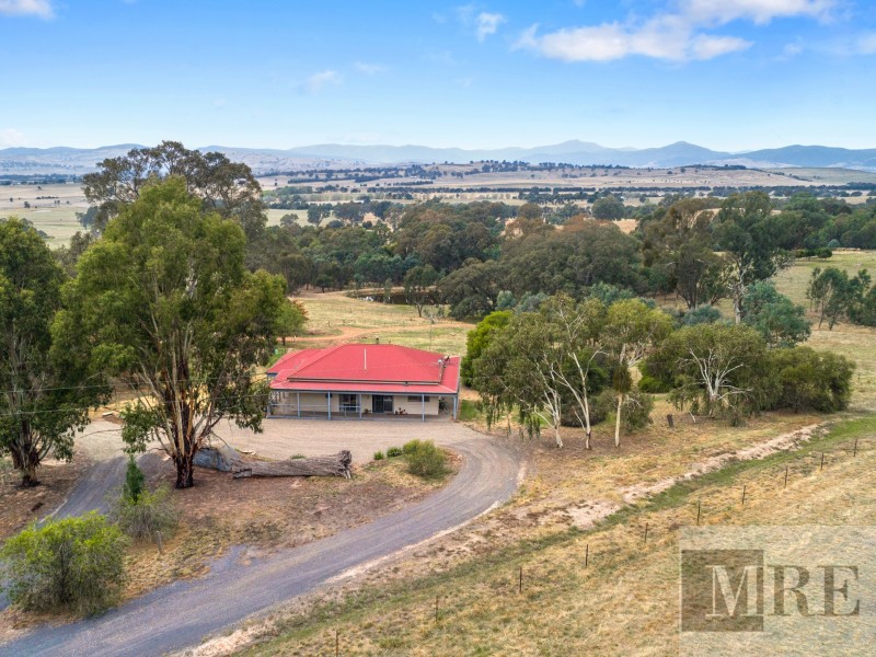 239 Rifle Butts Road, Mansfield VIC 3722