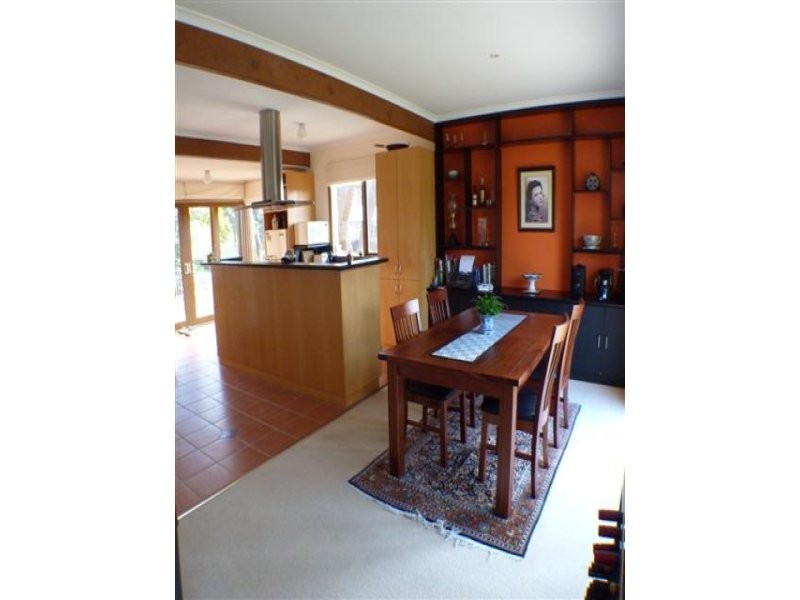 39 Elvins Street, Mansfield VIC 3722