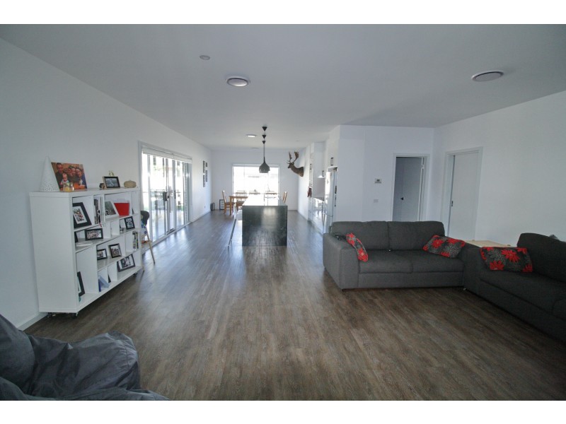 6 Galway Court, Mansfield VIC 3722