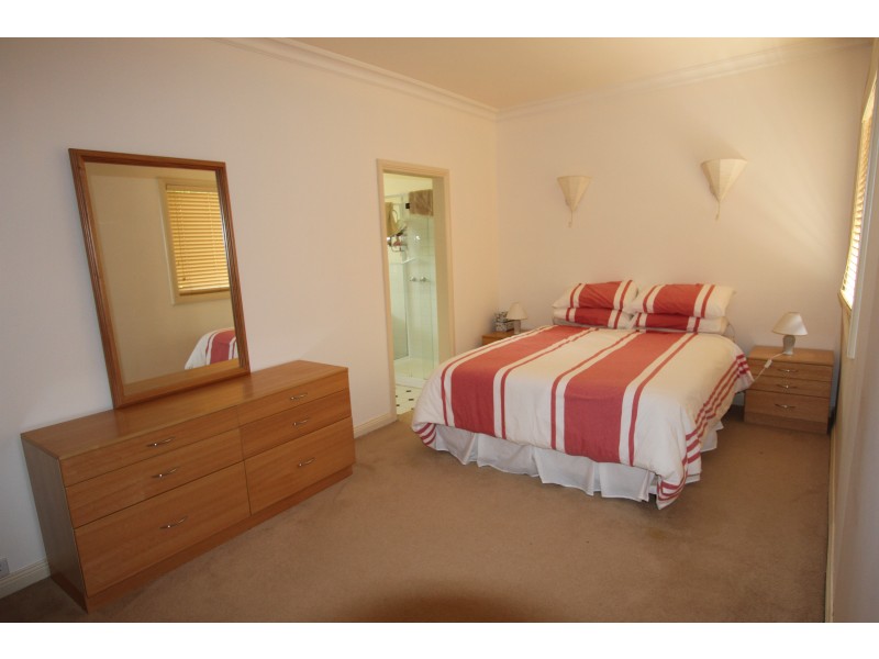 39 Elvins Street, Mansfield VIC 3722