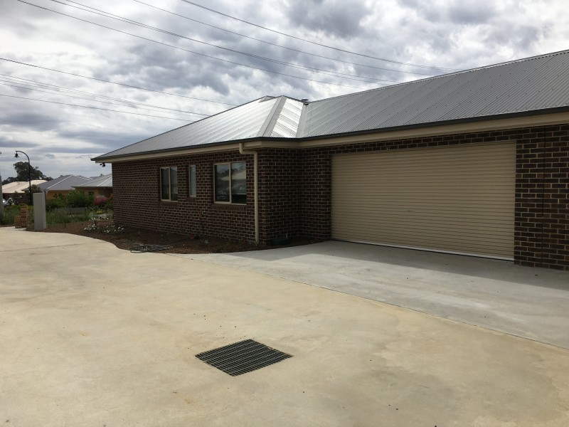 1/18 Kidston Parade, Mansfield VIC 3722