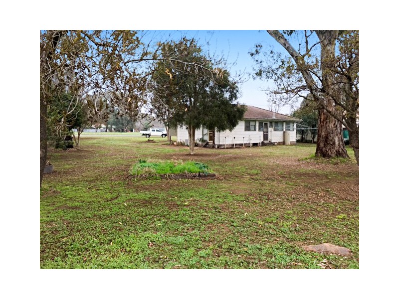 57 Anderson Street, Avenel VIC 3664