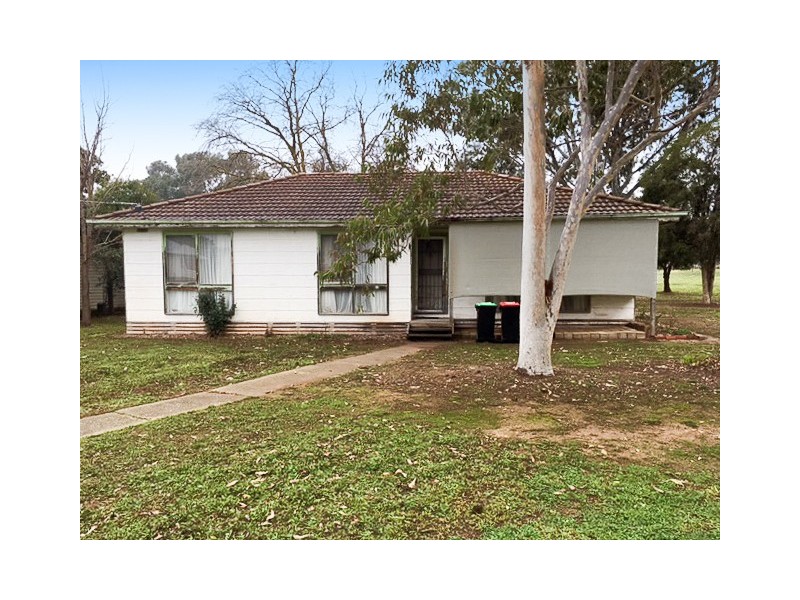 57 Anderson Street, Avenel VIC 3664