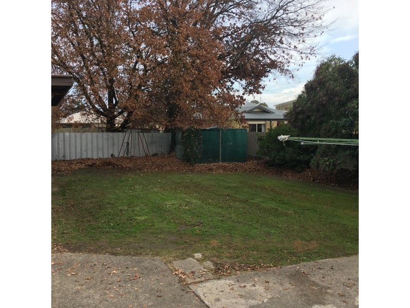 11 Chenery Street, Mansfield VIC 3722