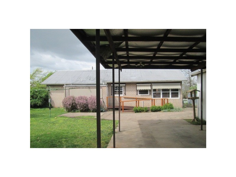 11 Chenery Street, Mansfield VIC 3722