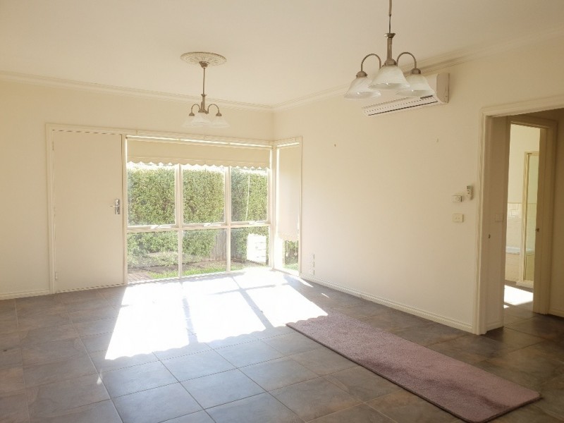 1B The Parade, Mansfield VIC 3722