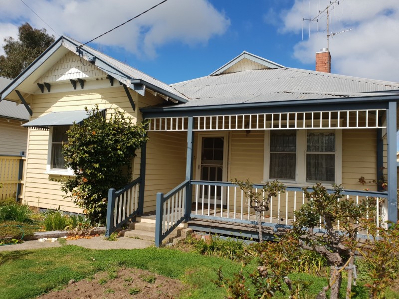 4 Curia Street, Mansfield VIC 3722