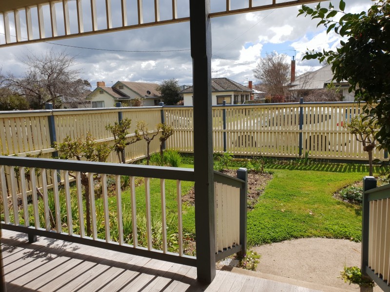 4 Curia Street, Mansfield VIC 3722