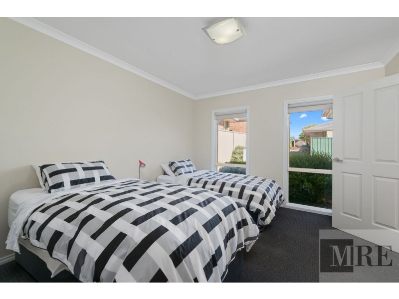 2/52 Somerset Crescent, Mansfield VIC 3722